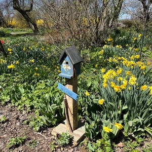 Welcome Sign with Birdhouse Porch Décor Garden Décor from Reclaimed Materials SMBHP6 image 6