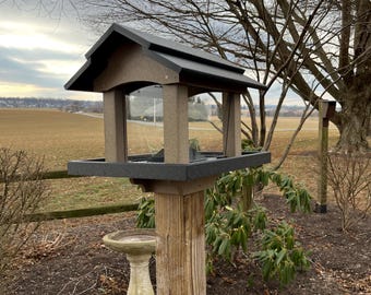 The Perfect Feeder! | Large Poly Lumber Bird Feeder | 5 lb Capacity | Easy Clean & Refill | Post Mounted | KF1000