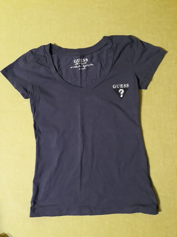 guess t shirt sizing