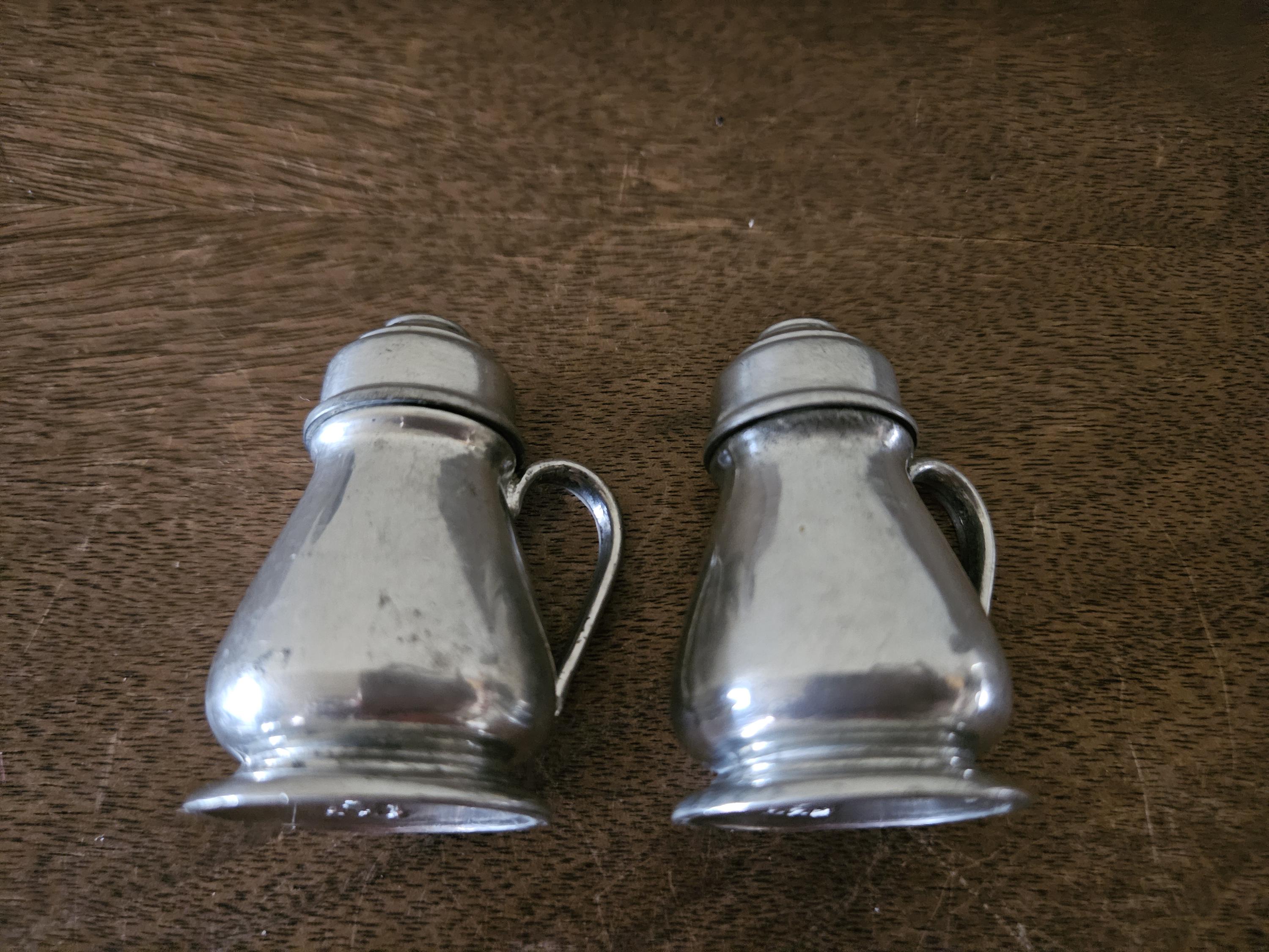 Vintage Quaker Genuine Pewter Salt and Pepper Shaker Set 204 - Etsy