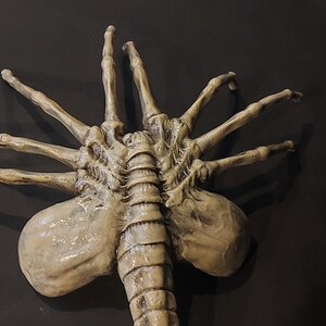 ALIEN FACEHUGGER 等身大 ソフビ ALIEN FACEHUGGER 等身大 ソフビ - メルカリ