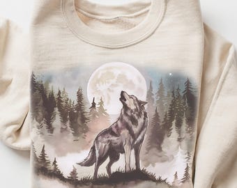 Howling Wolf Sweatshirt, Wolf Crewneck, Full Moon Pullover, Northern Lights Sweater, Wolf Lover Gift, Wildlife, Retro Animal Sweatshirt