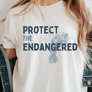 Manatee Shirt, Manatee Gifts, Manatee T Shirt, Manatee Tshirt, Funny Manatee Tee, Save the Manatee Conservation Shirt, Marine Biology Gift