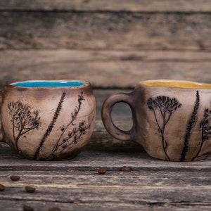 Set of two unique ceramic mugs || Handmade pottery mugs with plant impressions, Set of two coffee mugs, Ceramic mug handmade, Nature pottery
