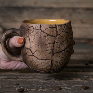 Big pottery leaf mug Handmade ceramic coffee mug, Pottery mug with leaves impressions, Nature mug, Unique clay mug, Autumn mug, Fall mug image 7