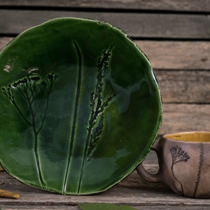 Ceramic mug and plate set Handmade pottery dishes, green plate, mugs handmade, Nature pottery, Leaf pottery, Botanical mug, Floral plate image 2
