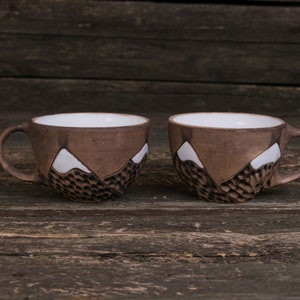 Set of two brown mugs ||  mountain mug, pottery mugs, unique coffee mug, Nature mug, brown clay mugs, winter snow mugs, best friend gift