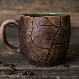 Big ceramic coffee mug with leaf impressions || Handmade pottery mugs, Nature mug, Clay leaf mug, Tall mug, Rustic  mug, Botanical mug