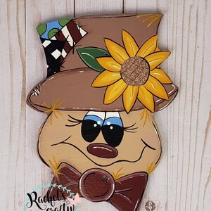 Scarecrow Door Hanger – Fall Sunflower Patched Hat Sign