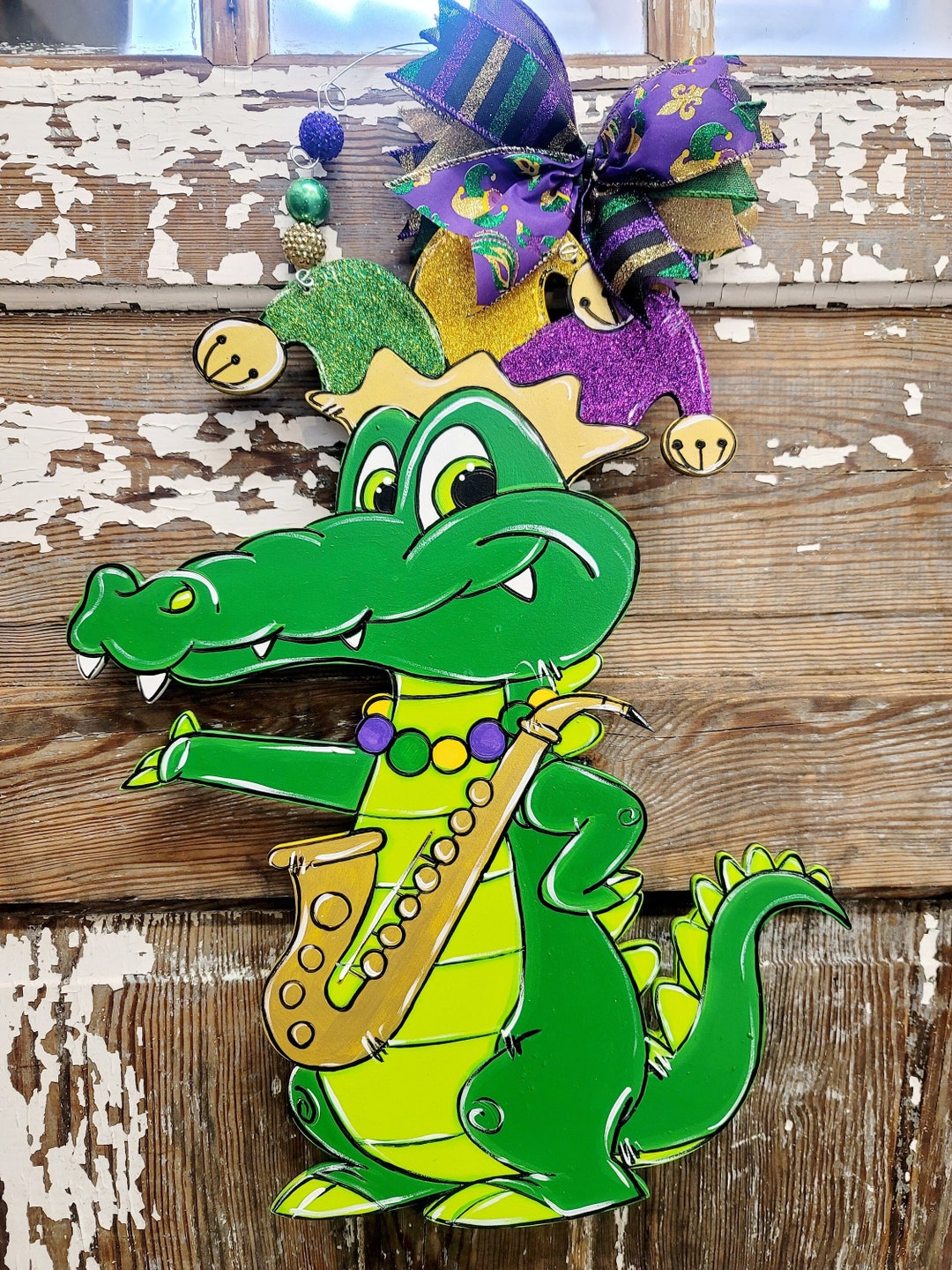 miller lite mardi gras alligator