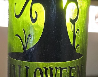 Halloween • Verlichte gewijzigde groene wijnfles