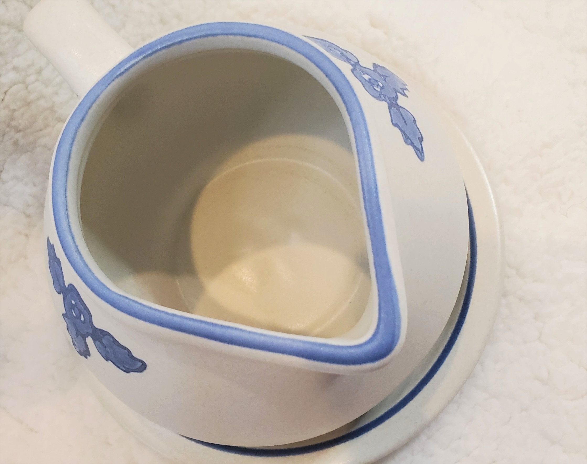 Pflatzgraff Yorktowne Gravy Boat Pitcher With an Underplate Etsy