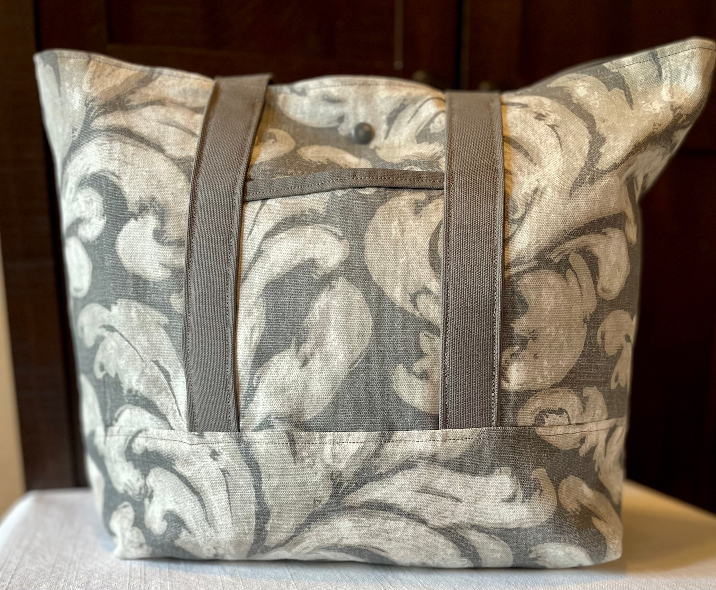 Lined Canvas Tote Bag / Purse / Handbag with Pockets / Gray Feather Swirl  Print 12 x 12 x 5.5 inches *FREE SHIPPING TO U.S.* - Thumbnail 5