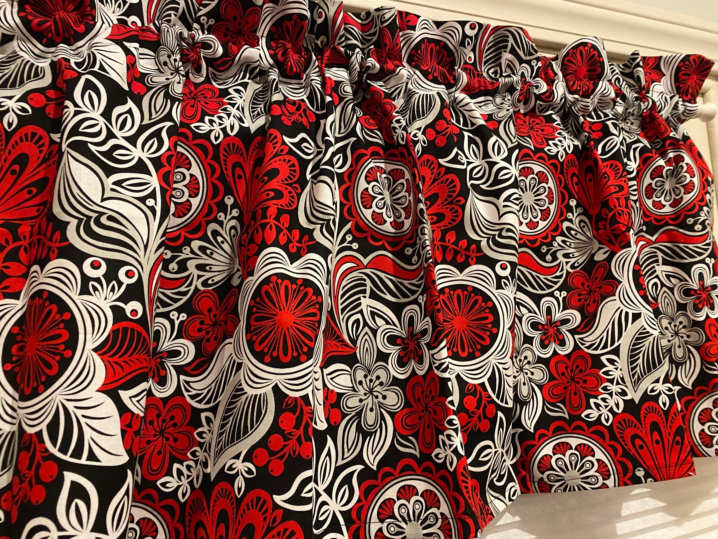 Window Valance - Red / White / Black Floral - 16 x 42 in | 100 % Light Wt Cotton |  **FREE SHIPPING to U.S.** - Thumbnail 3