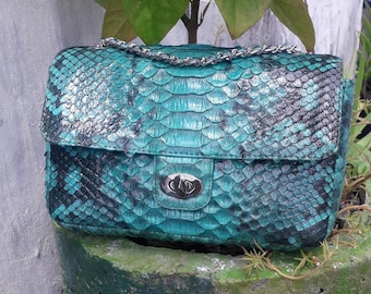 Genuine Python Skin Green Color Shiny Chain Bag | Shoulder Genuine Python Skin Green Color Shiny Chain Bag | Shoulder