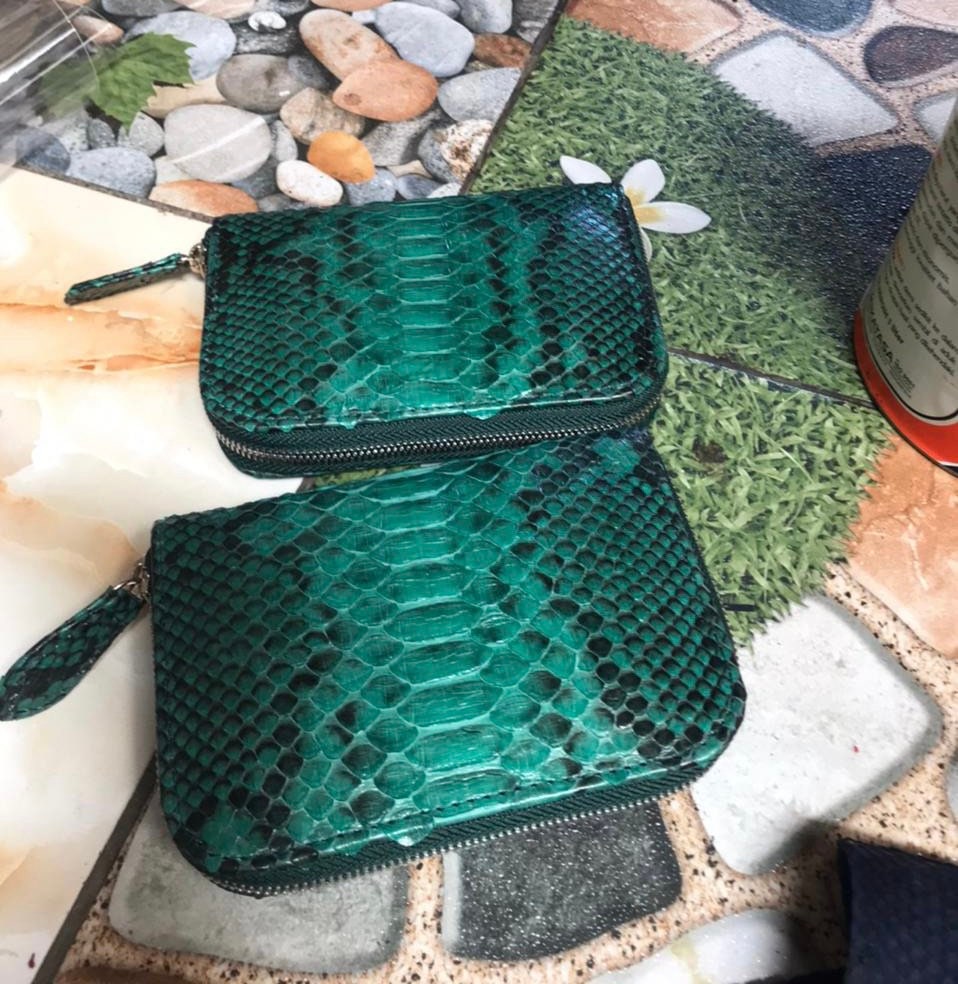 バッグ Leather Wallet Bag (Python) Genuine Cobra Snake Skin Leather Wallet | eBay