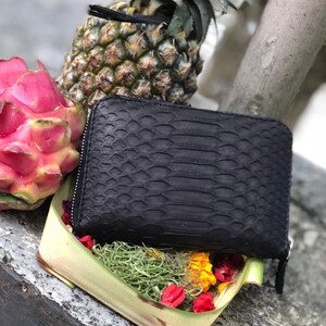Cartera negra de piel de pitón auténtica / Cartera pequeña / Cartera de piel exótica / Cartera de mujer / Cartera de serpiente de moda / Cartera de diseño de piel de serpiente