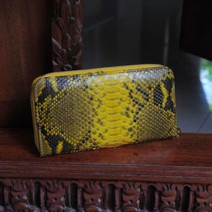 Brieftasche echte gelbe Schlangenfarbe, Frauen Brieftasche, Leder Damen Brieftasche, klassische Reißverschluss Brieftasche, Designer Brieftasche handgefertigt, Geld Brieftasche