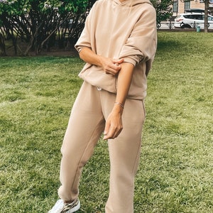 tracksuit nude