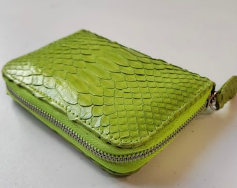 Grüne Geldbörse aus echter Python-Haut | Kleine Geldbörse | Exotische Leder Geldbörse | Frauen Geldbörse | Schlange trendige Geldbörse | Snakeskin Designer Geldbörse