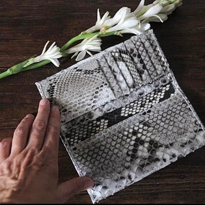 Genuine Python Skin Flat Unisex Gray Uncolored Wallet / Small Money ...