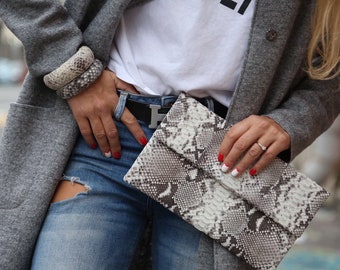 Bolso de mano de piel de pitón auténtica, color gris, sin teñir / Bolso de mano pequeño, elegante y sofisticado de piel de pitón / Bolso de mano tipo sobre, estilo casual, de pitón