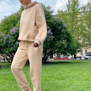 tracksuit nude