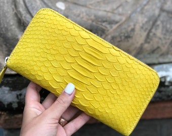 yellow zip around purse