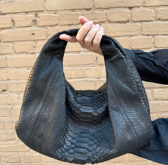 HUNT☆Padded Hobo - Silver Haven Mini Hobo, Silver