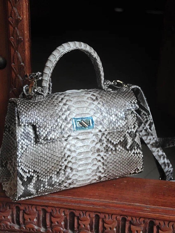 Classy leather bags hotsell