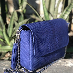 Echte Python-Haut Blaue Umhängetasche | Elegante Classy Leather Snake Python Tasche Dunkelblau | Frauen Taschen | Kettentasche Indonesische Pythonleder