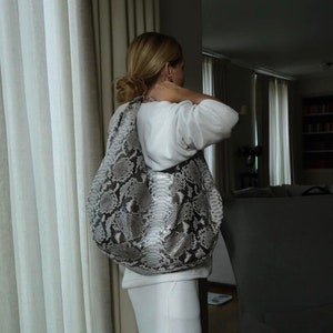Big Soft Hobo Classy Sport Woman Bag Purse Genuine Python Skin Python Skin Products Gray Big Elegant Leather Designer Soft Bag Snake image 5