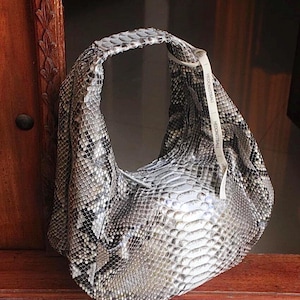 Mittelgroße weiche Hobo Noble Sport Frau Tasche | Geldbörse Echte Python-Haut | Reptil Haut Produkte | Grau Elegante Leder Designer Soft Bag Snake