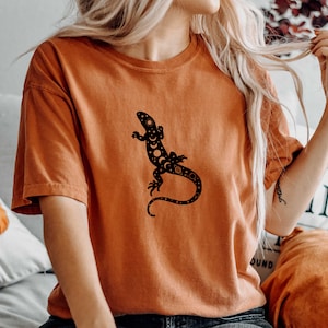 Comfort Colors Celestial Animals Shirt, Celestial Comodo Dragon Shirt, Celestial Top, Celestial Animals T-shirt, Comfy Oversized T-shirt