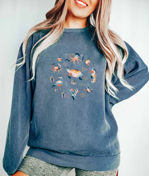 Comfort Colors Boho Sweatshirt Boho Turtle Sweatshirt Oversized Crewneck for Women Comfort Colors Turtle Sweatshirt Turtle Boho Crewneck Etsy