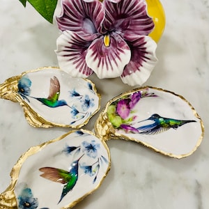 Golden Decoupage Oyster Ring Dish - Hummingbirds
