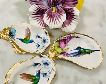 Golden Decoupage Oyster Ring Dish - Hummingbirds