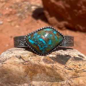 Kingman Turquoise Bracelet. Sterling Silver Cuff Bracelet, Kingman Ceremonial Turquoise Bracelet. Engraved Sterling Silver Cuff Bracelet.