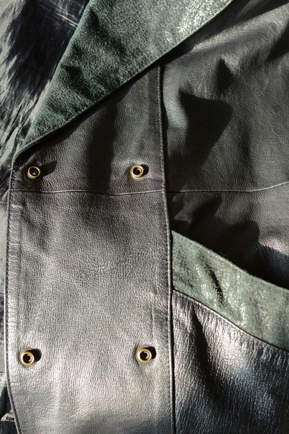 1980s Vintage Leather Jacket - image 10