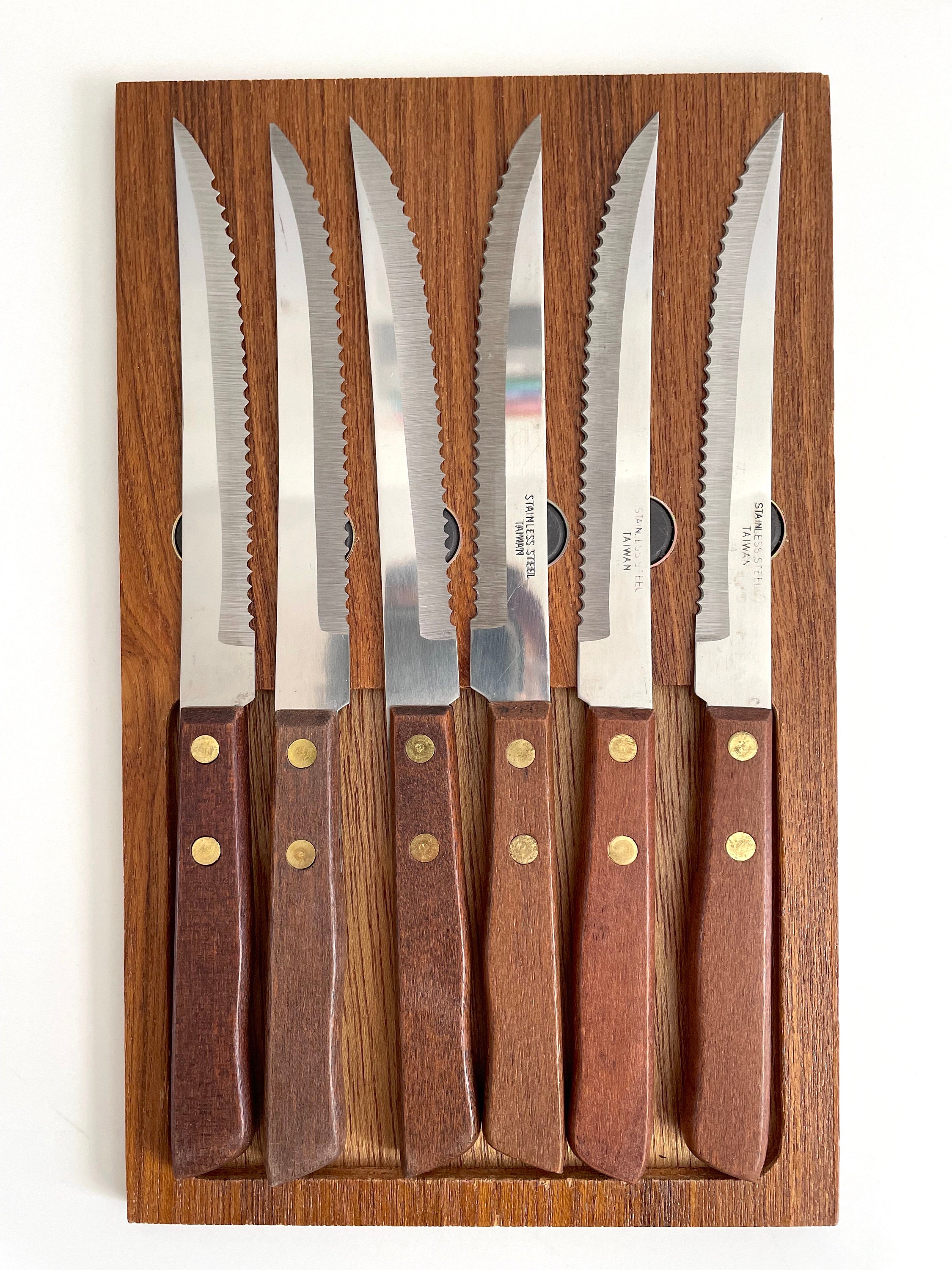 J.A. HENCKELS Vintage 4 piece Steak Knife Set Made In Germany UNUSED  CONDITION