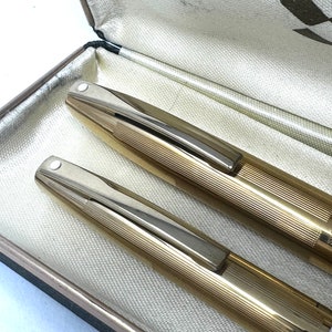 Sheaffer Imperial Triumph touchdown gold-filled fountain pen and pencil set, solid 14K gold semi-flex nib, restored, in box. 1970s.