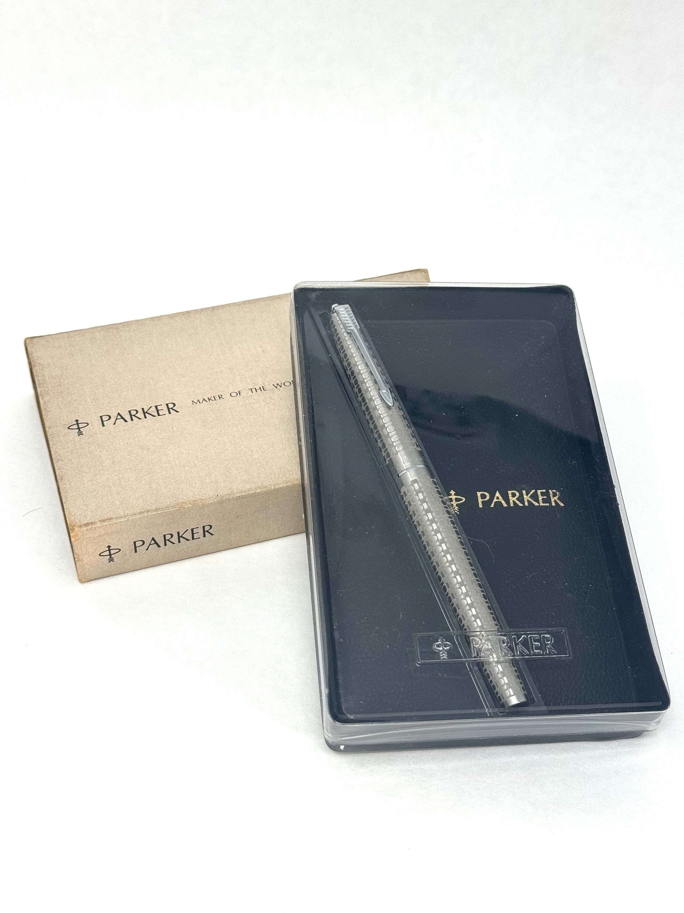 希少　Parker  スターリングシルバー　XF 万年筆　made in USA il_fullxfull.5672231321_b72z.jpg