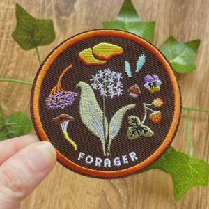 Vintage Forager Fungus Iron On Patch, Nature Embroidery Transfer Pattern, Mushroom Embroidery Patches