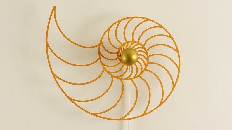 Lampe dombre Nautilus abat-jour en bois lampe murale merveilleuse spirale jeu de lumière murale image 2
