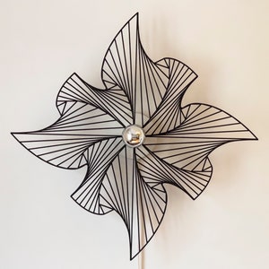 Wall lamp OP Art #1 - Shadow lamp wall - Wooden lampshade - Silhouette fractal