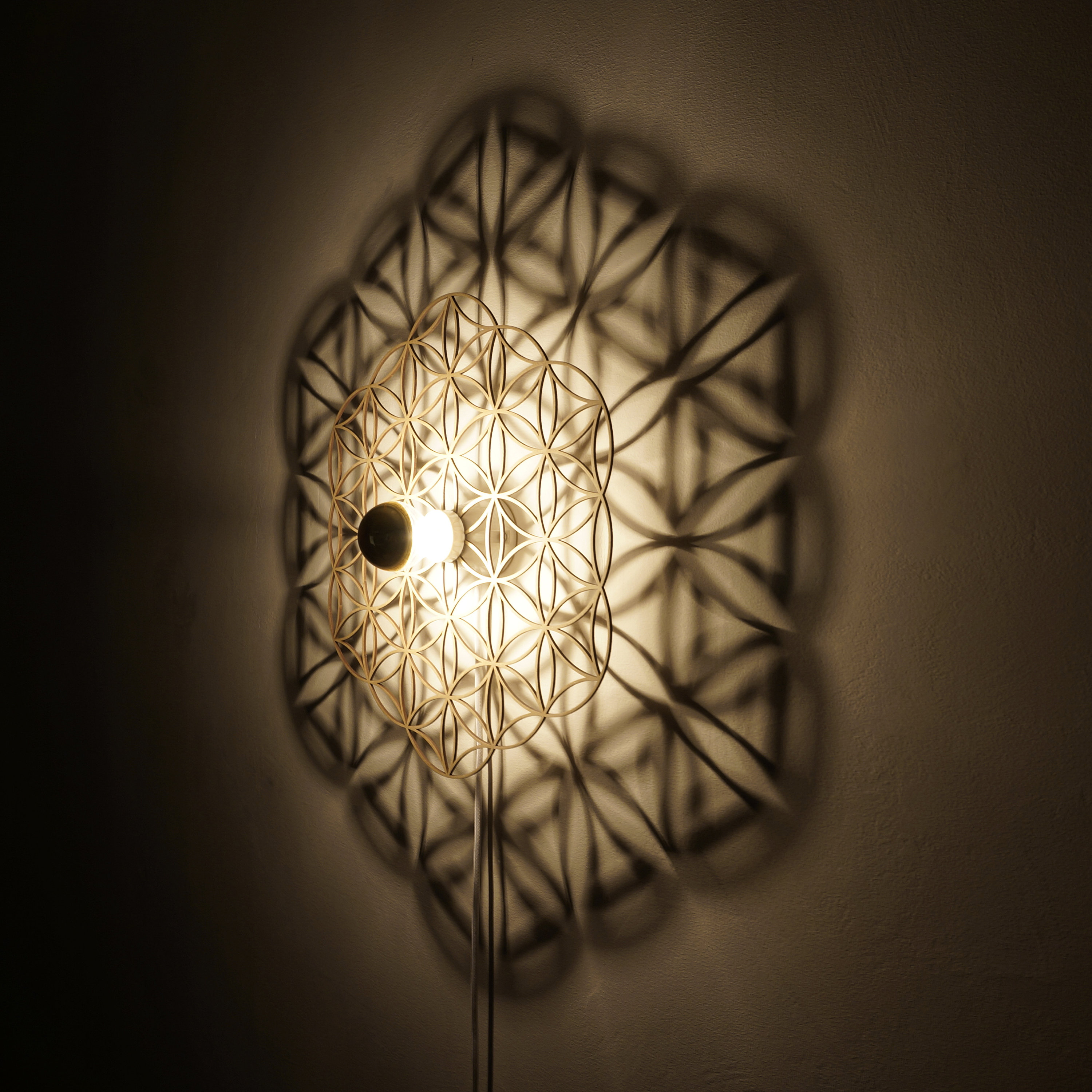 Wandlampe Schattenbild Blume des Lebens Holz Ornament | Etsy