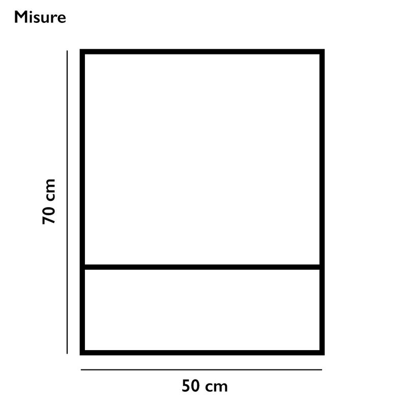 Puede incluir: Un espejo rectangular con marco negro y un divisor horizontal, que mide 70 cm de alto y 50 cm de ancho.