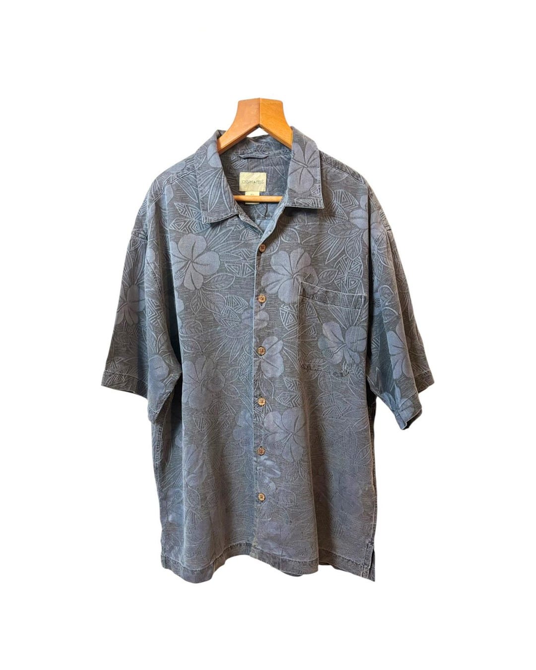 Vintage Joseph & Feiss Mens Shirt Light Grey Silk Flower Pattern Front Pocket XL Vintage Joseph & Feiss Mens Shirt Light Grey Silk Flower Pattern Front Pocket XL