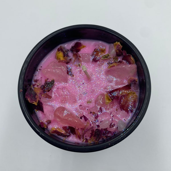 APHRODISIAC : Handcrafted Soy Candle 7with Pomegranate Noir, Rose Quartz, and Clear Quartz