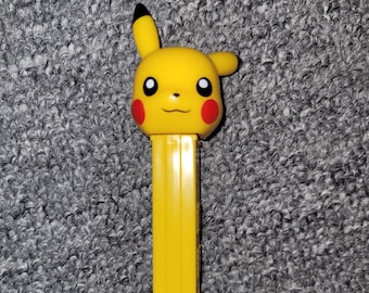 Distributeur VTG RETRO Pokémon Pikachu Pez des années 2000